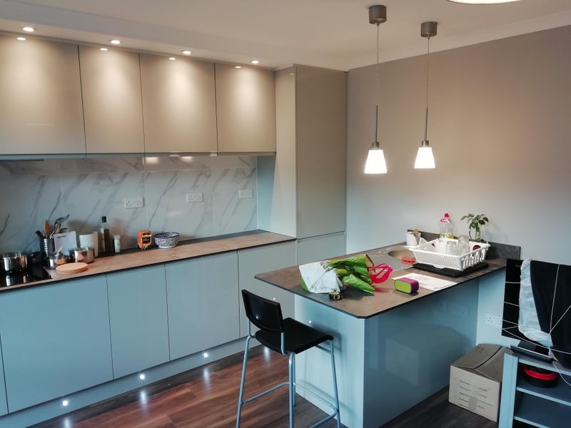 Room Purcell Street in Greater London