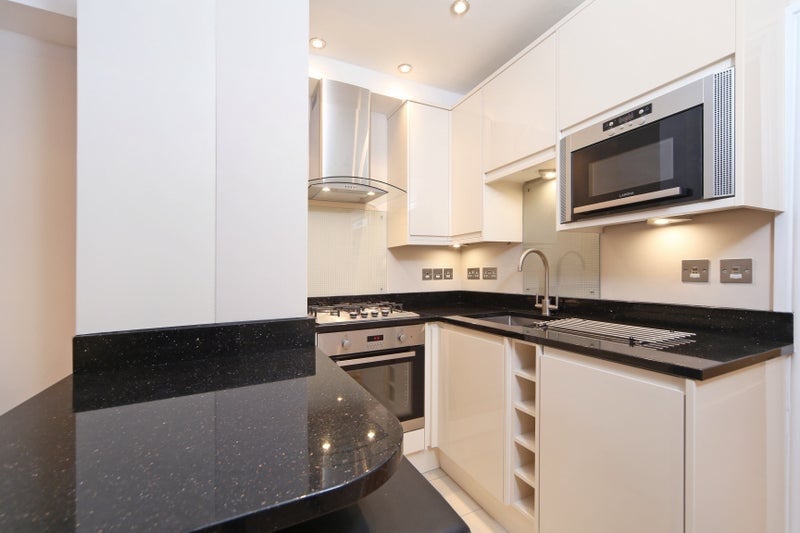 Flat Edith Grove in Greater London