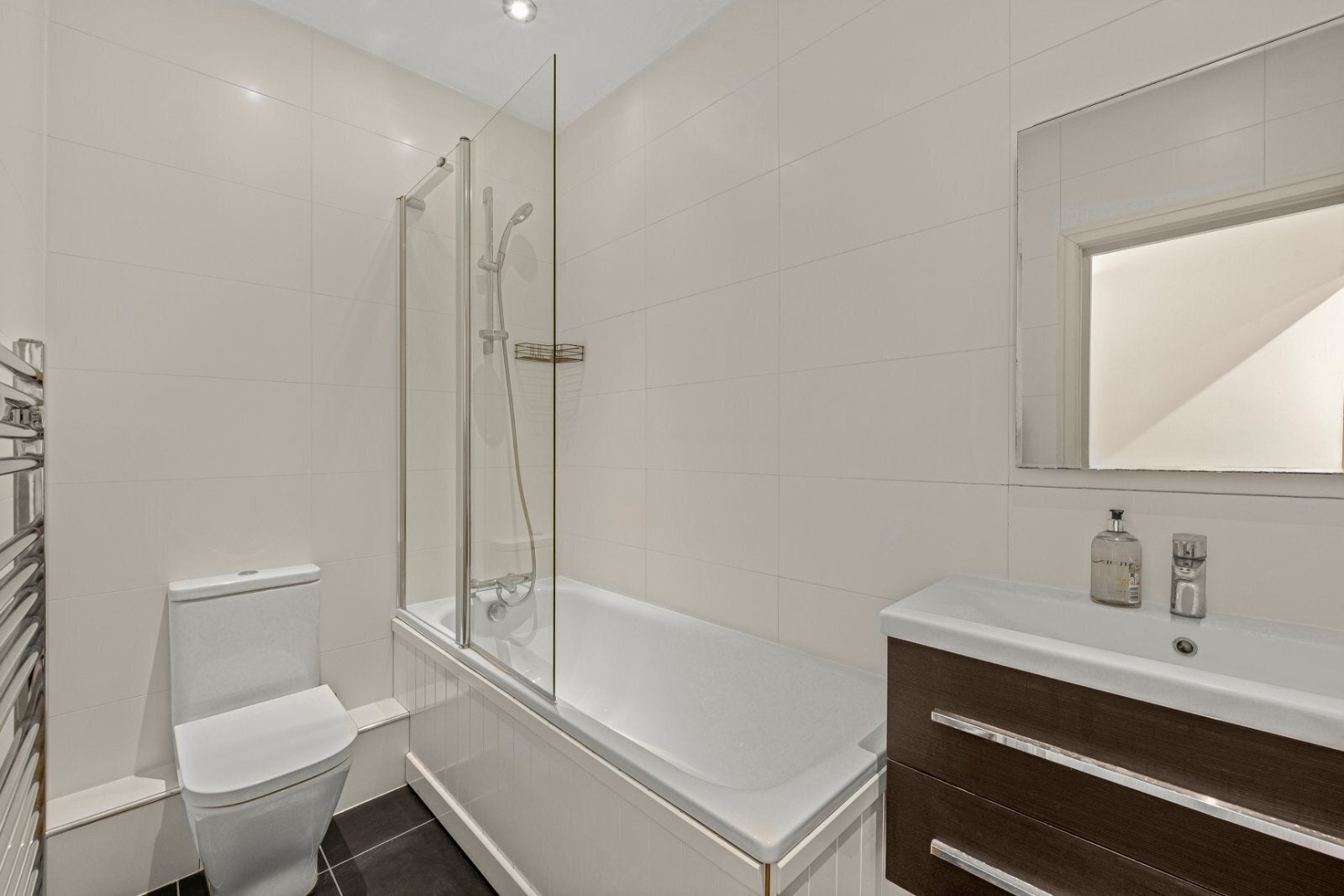 Flat Great Russell Street in Greater London