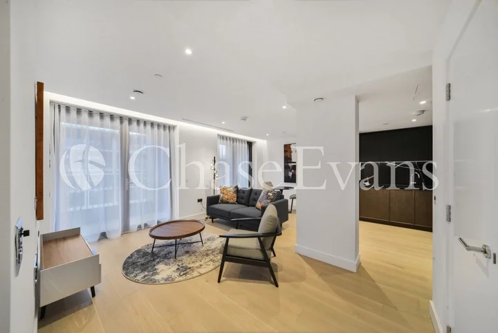 Flat Phoenix Place in Greater London