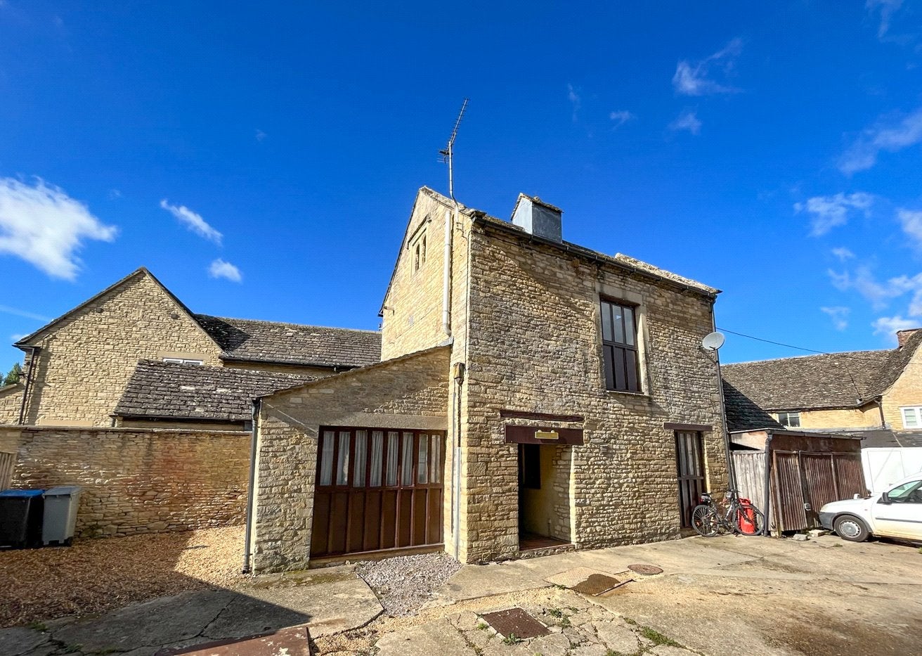 House Cheyne Lane in West Oxfordshire