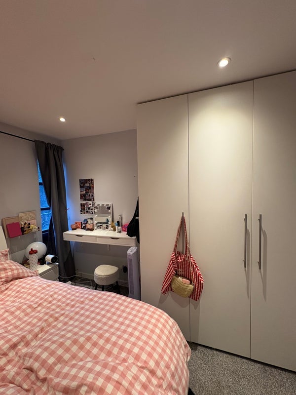 Room Weston Street in Greater London