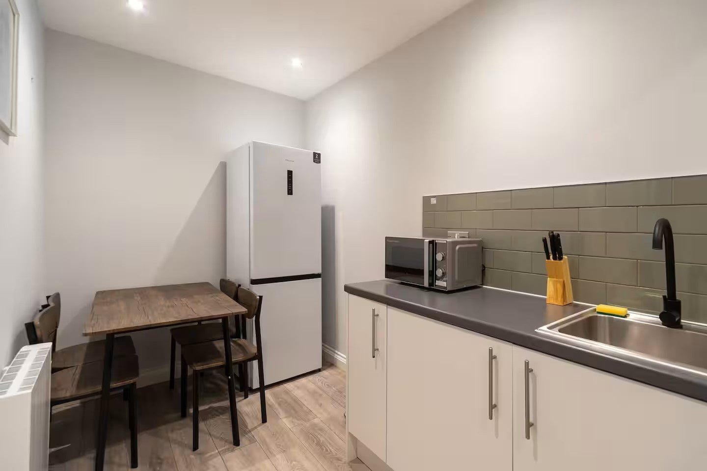 Flat Foxberry Road in Greater London