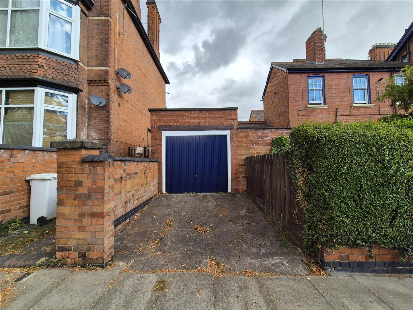 Flat Hinckley Road in Leicester