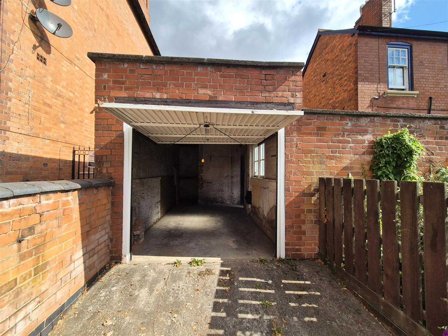 Flat Hinckley Road in Leicester