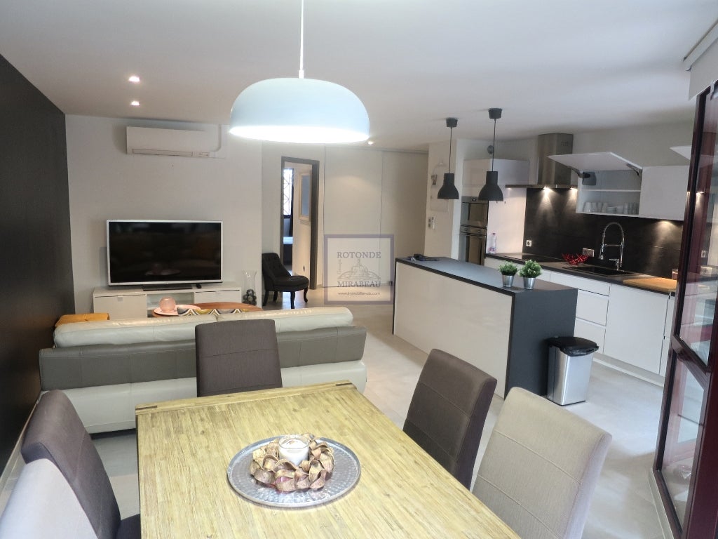 Appartement Cours Mirabeau à Aix-en-Provence