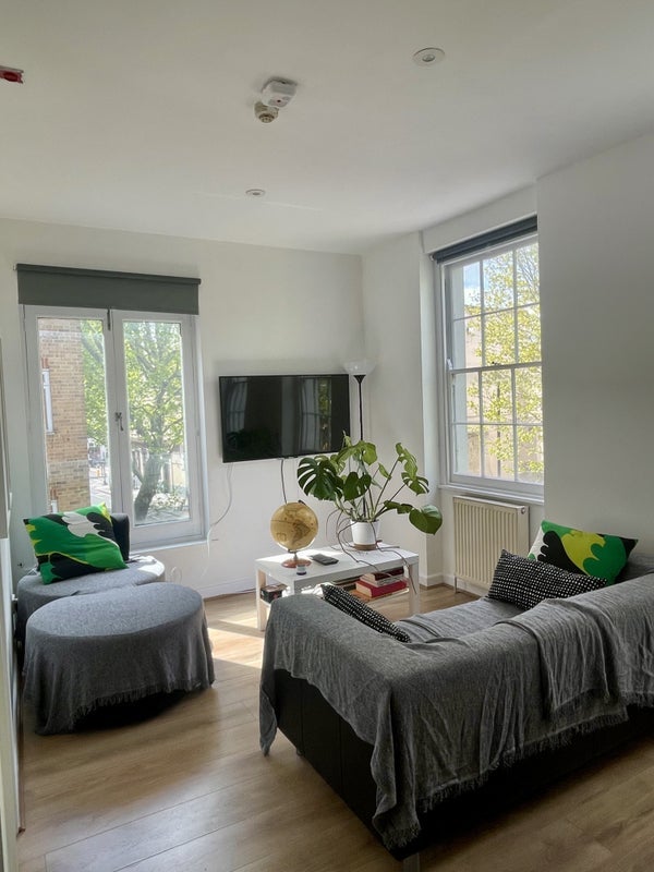 Room Penton Street in Greater London
