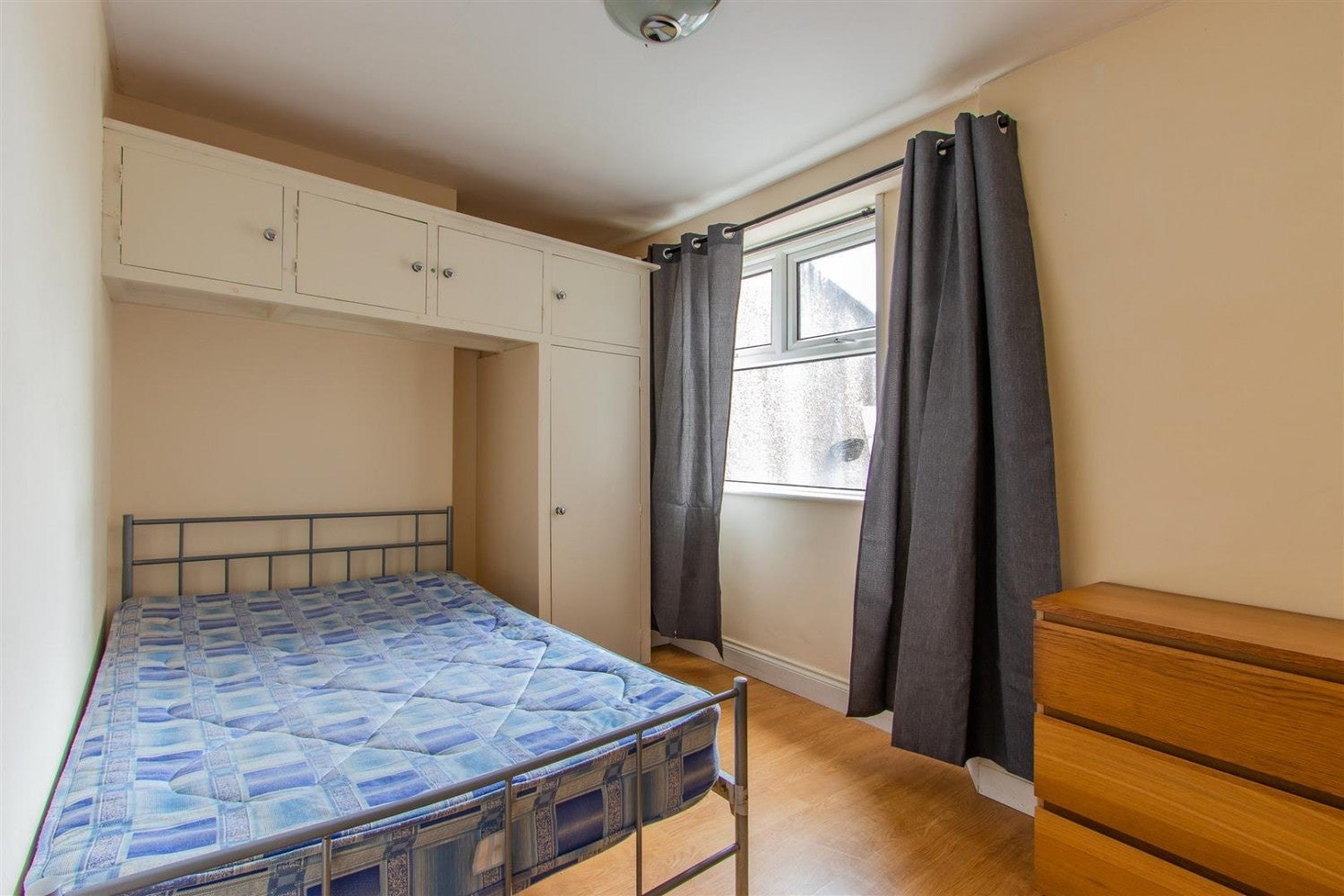Flat Northcote Street in Cardiff