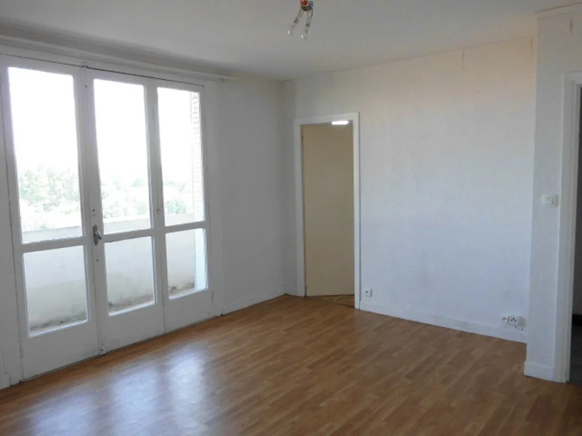 Flat Rue Claire Cazelles in Toulouse
