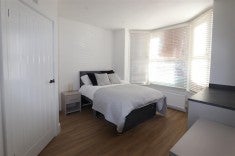 Room Central Avenue in Southend-on-Sea