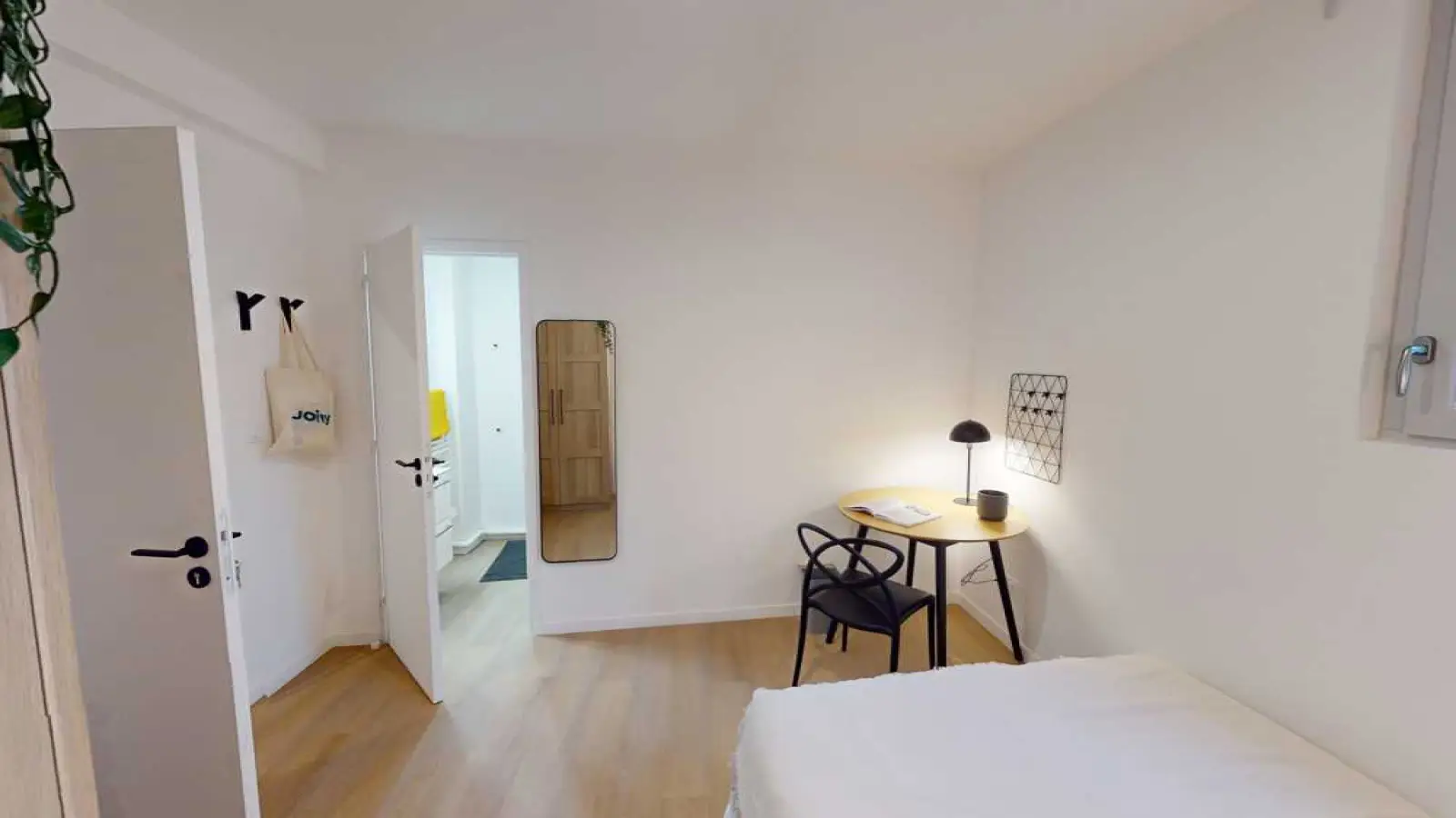 Appartement Rue Rougemont à Paris