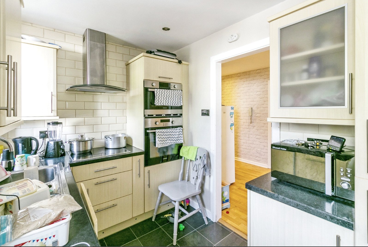 Flat Argyll Road in Bournemouth
