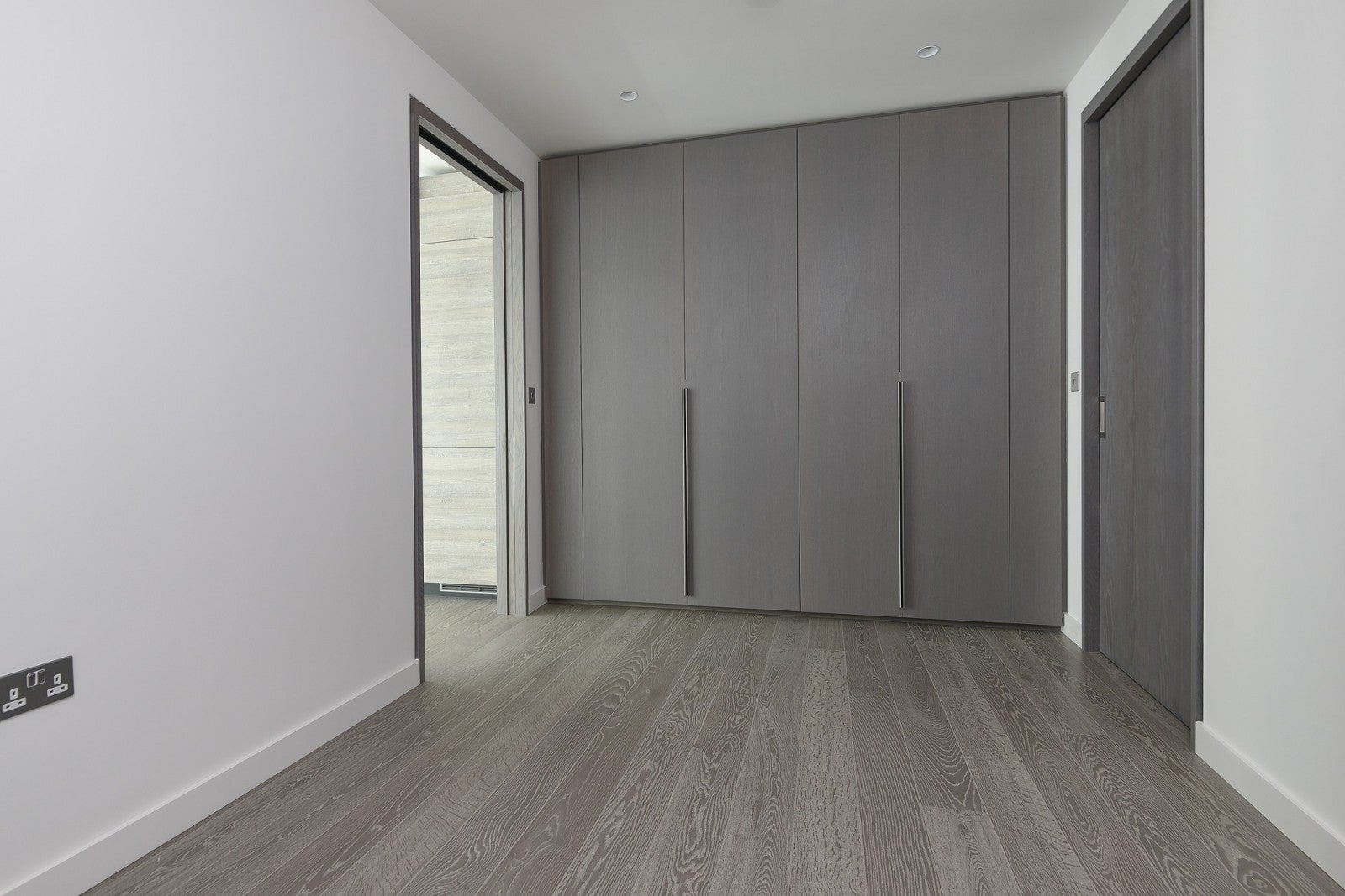Flat Pilot Walk in Greater London