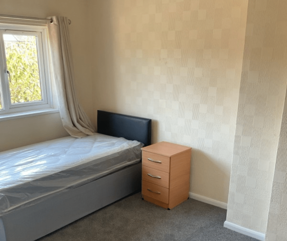 Room Willington Street in Maidstone