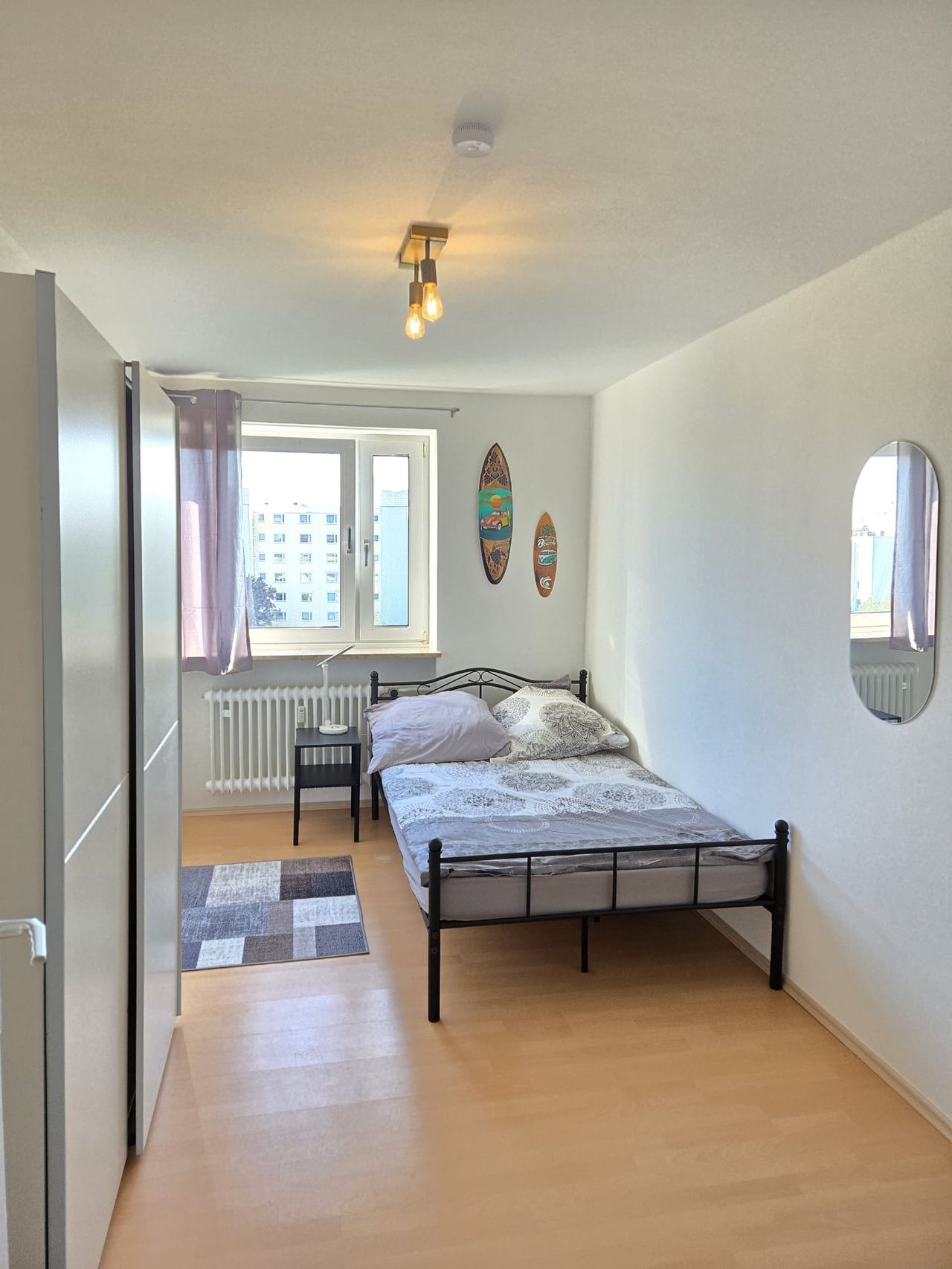 Zimmer Riemerschmidstraße in München