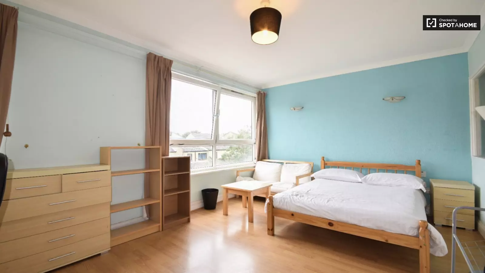 Flat Allen Road in Greater London