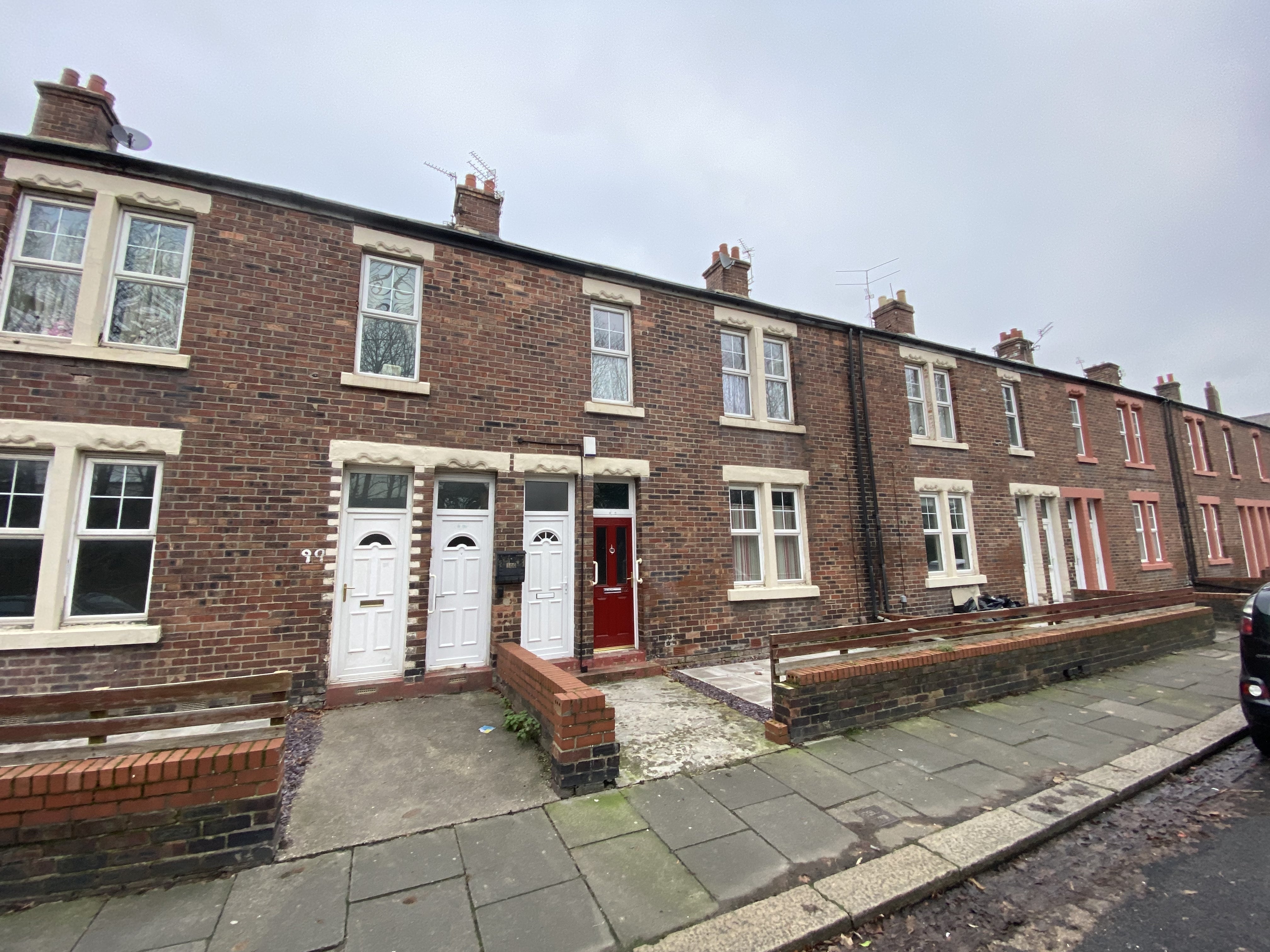Flat Holly Avenue in North Tyneside