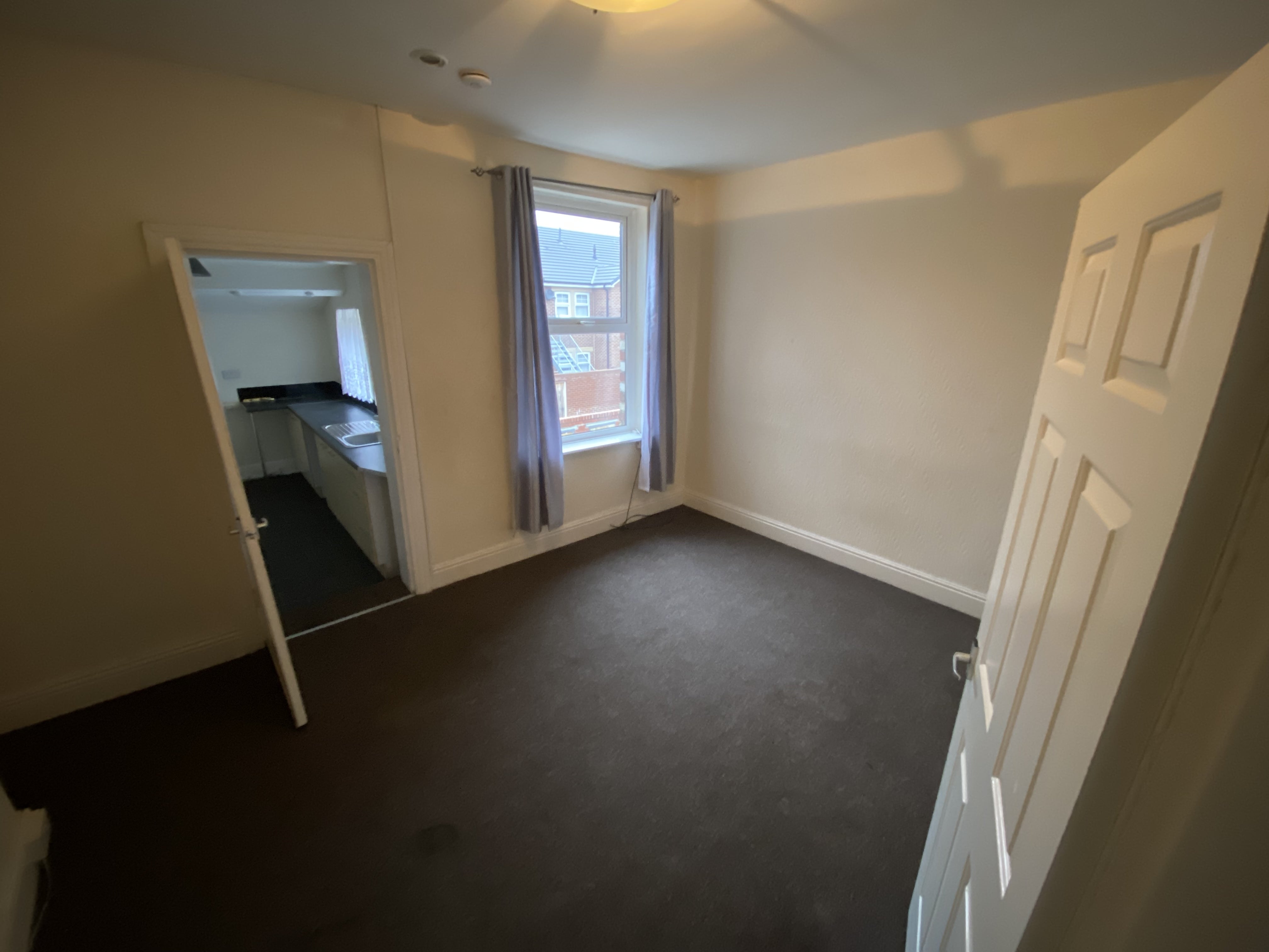 Flat Holly Avenue in North Tyneside