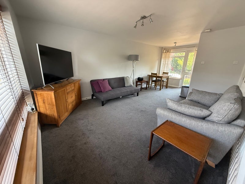 Flat Osborne Court in Windsor