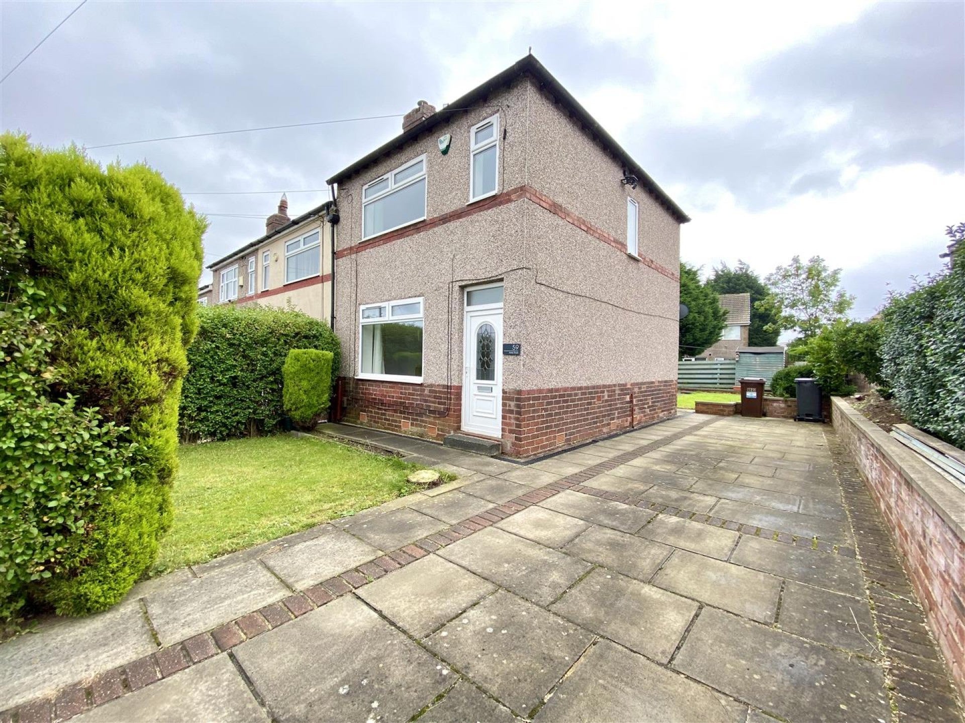 House Ainley Road in Kirklees
