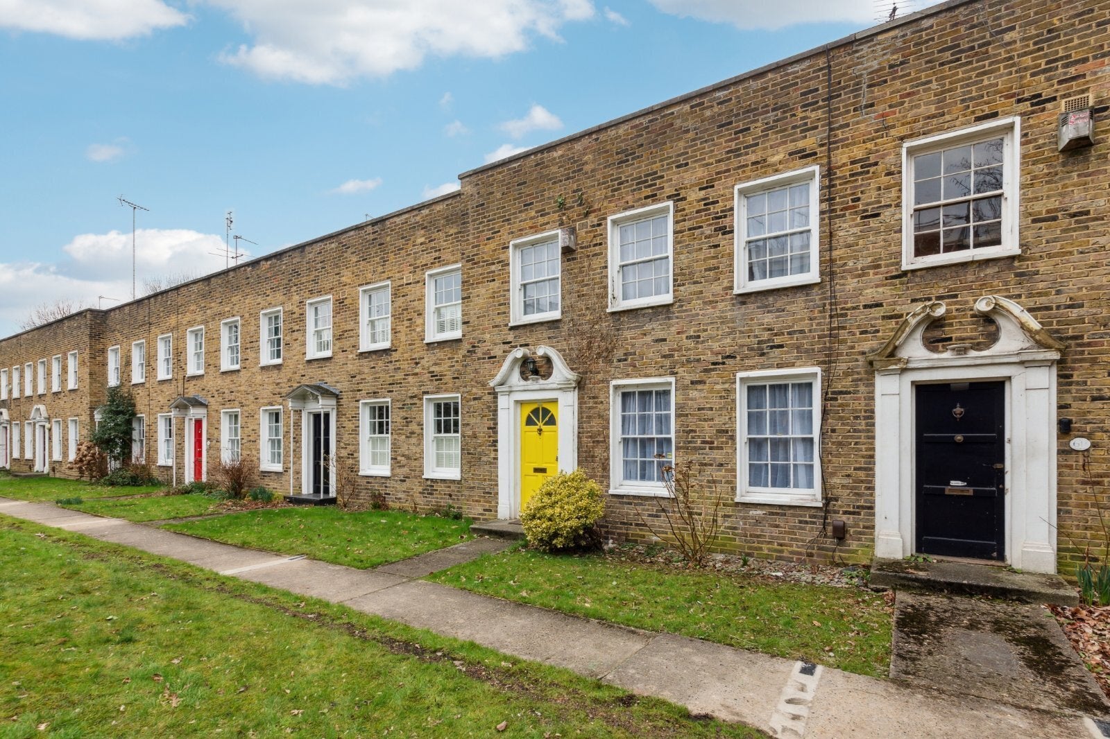 House St. Paul's Road in Greater London