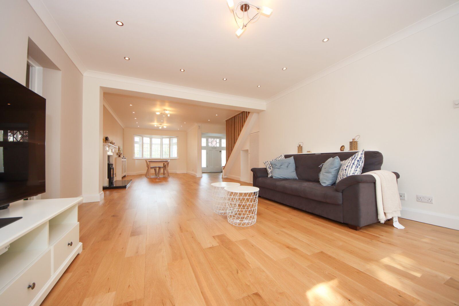 House Sandy Lane in Greater London