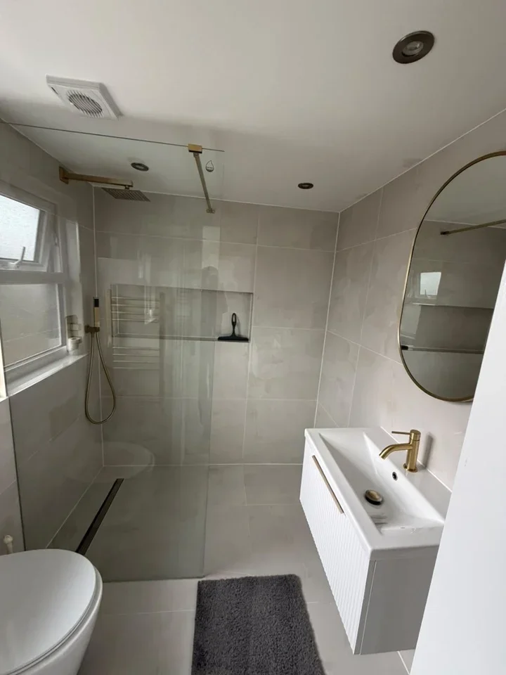 Room New Park Avenue in Greater London