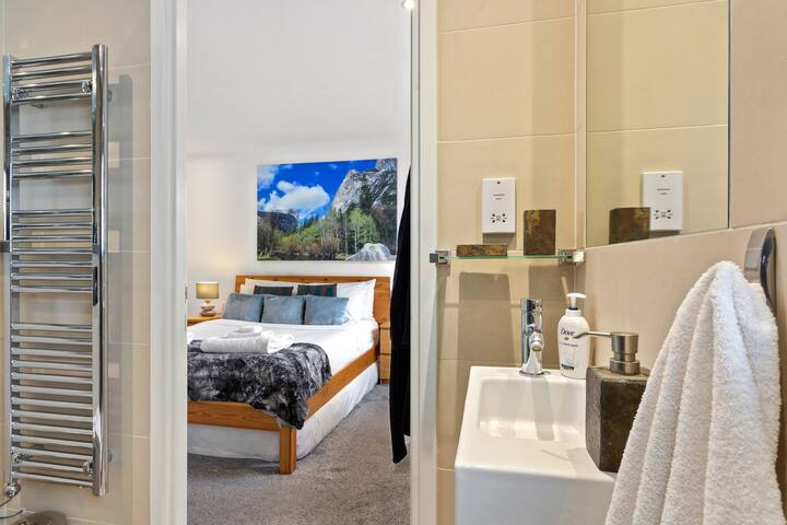 Room Hornsey Road in Greater London