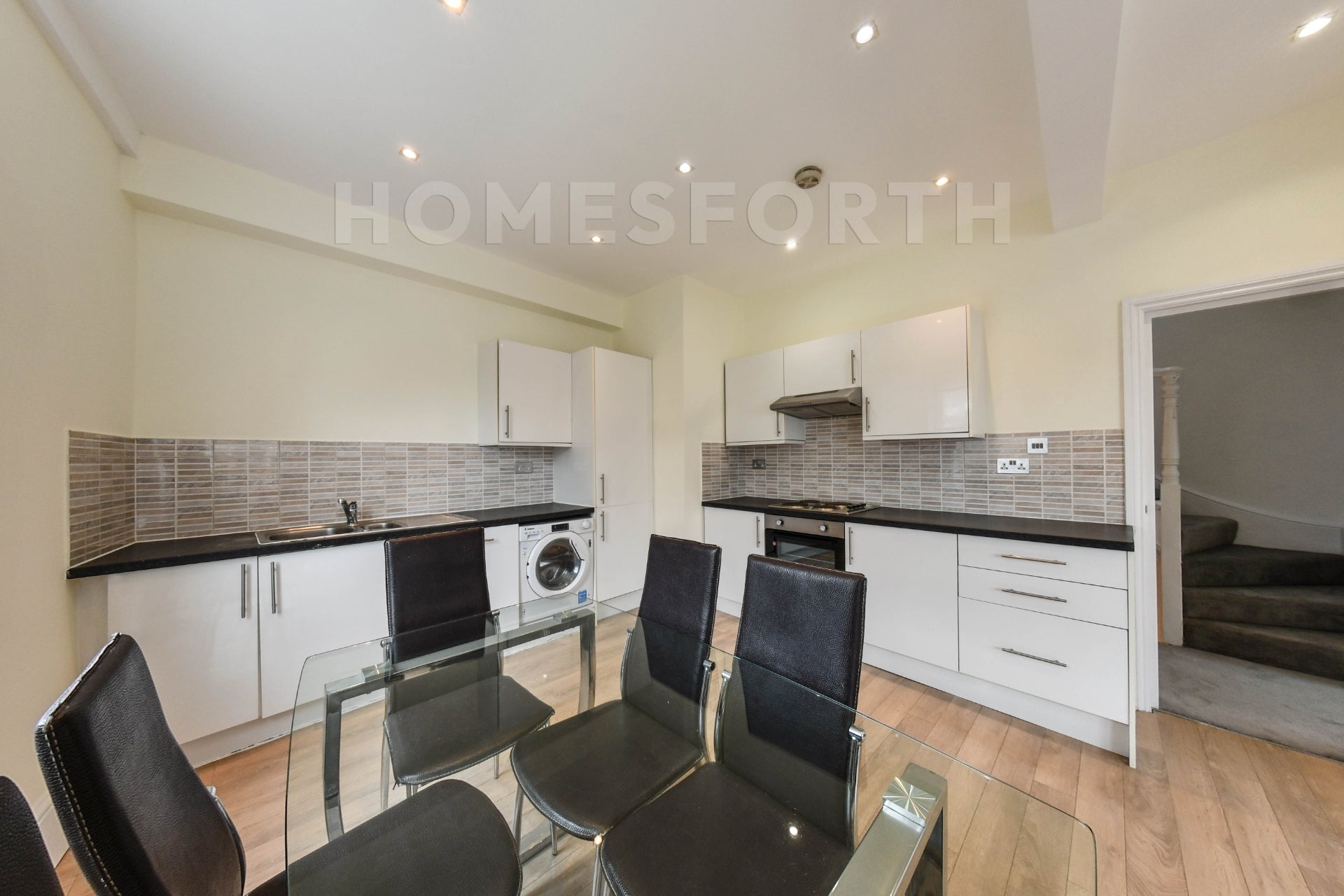 Flat Weymouth Terrace in Greater London