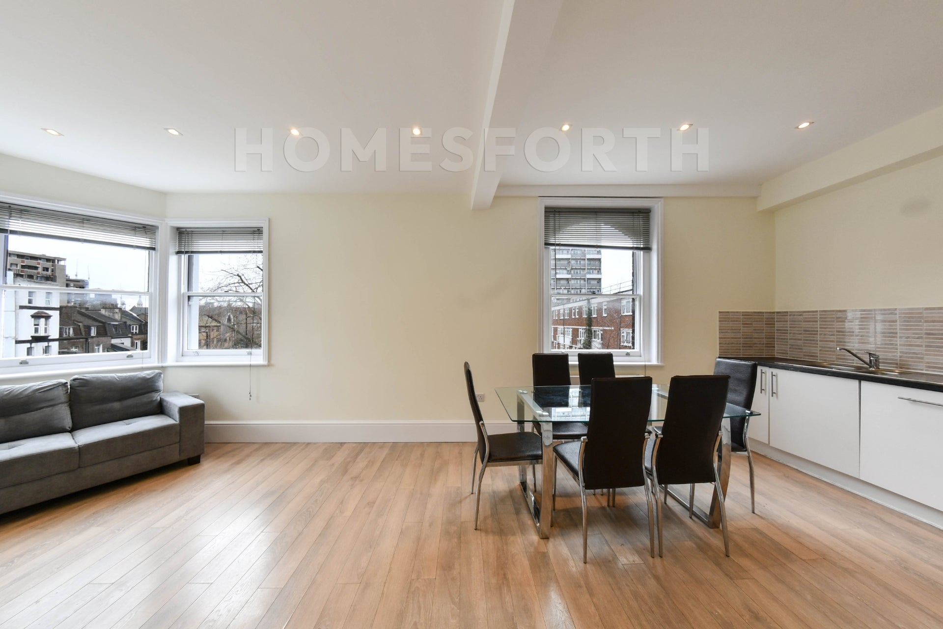 Flat Weymouth Terrace in Greater London
