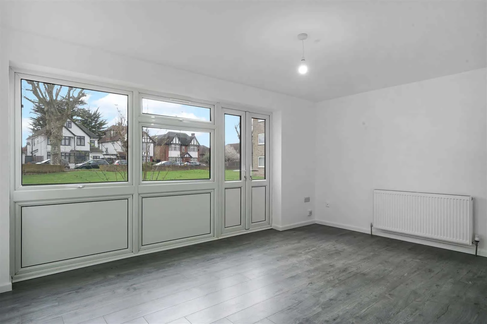 Flat Ander Close in Greater London
