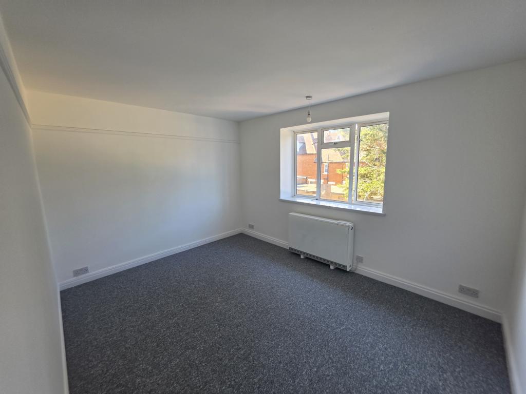 Flat Cherry Garden Avenue in Folkestone and Hythe District