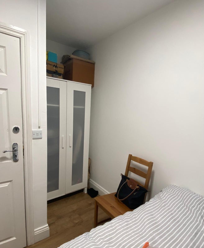 Room Seyssel Street in Greater London