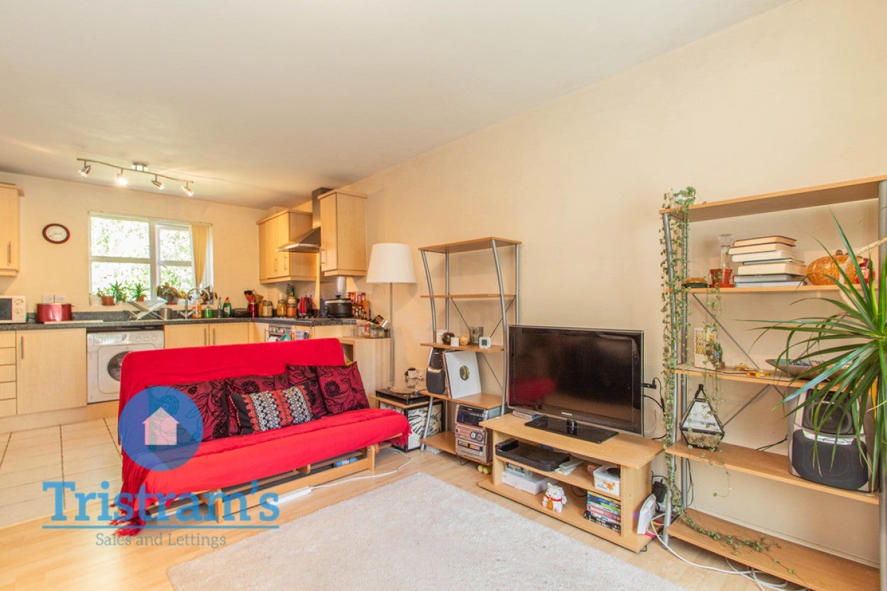 Flat Caxton Road in Nottingham