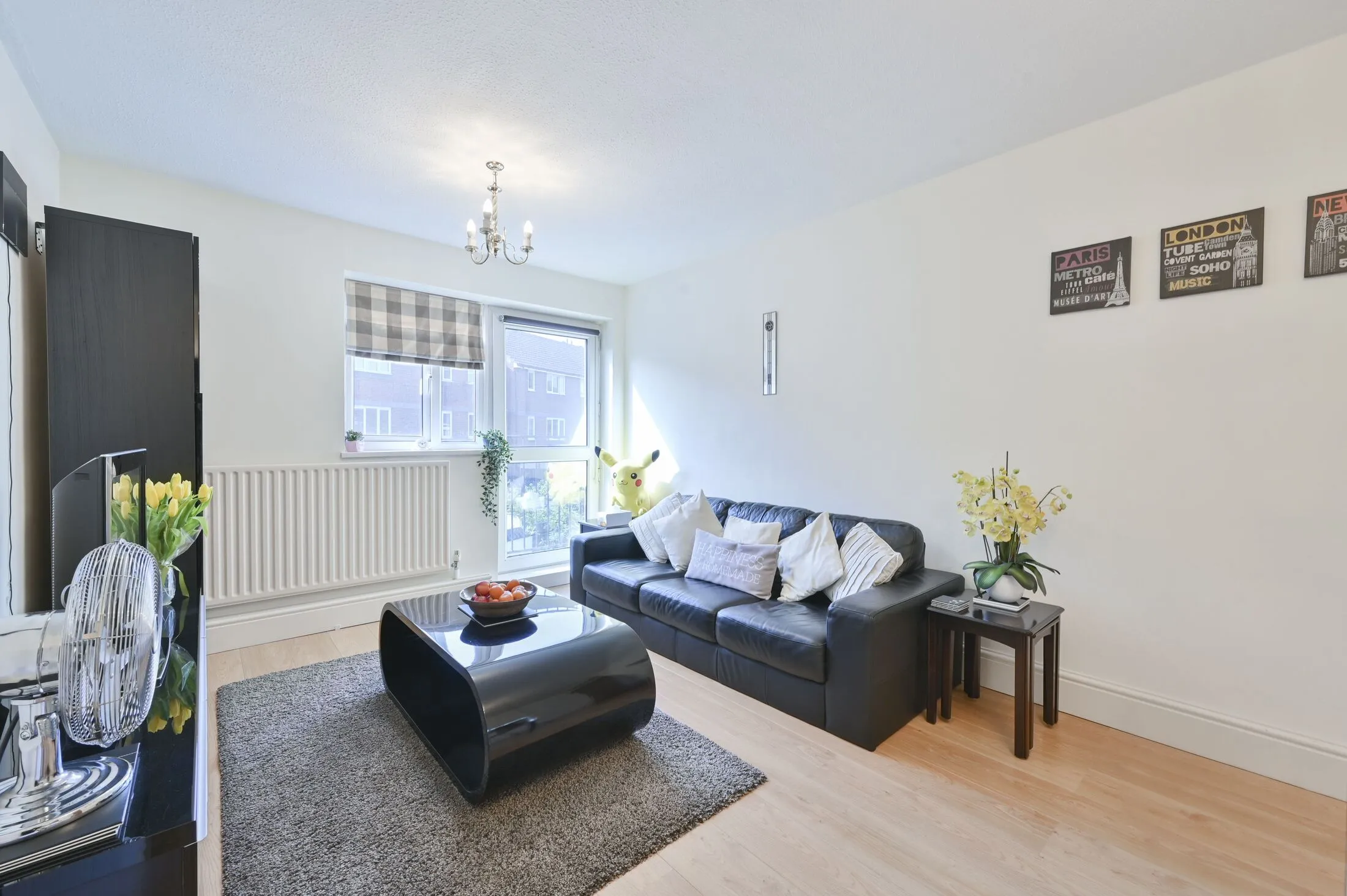 Flat Conistone Way in Greater London