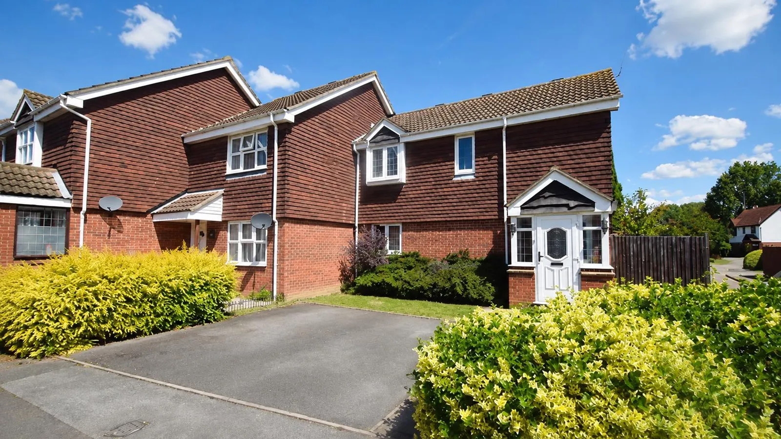 House Harcastle Close in Greater London