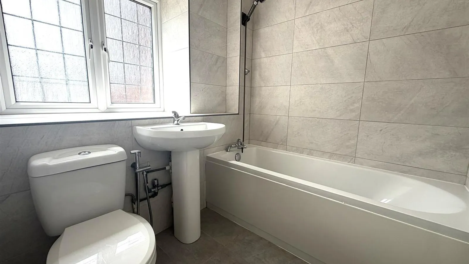 House Harcastle Close in Greater London