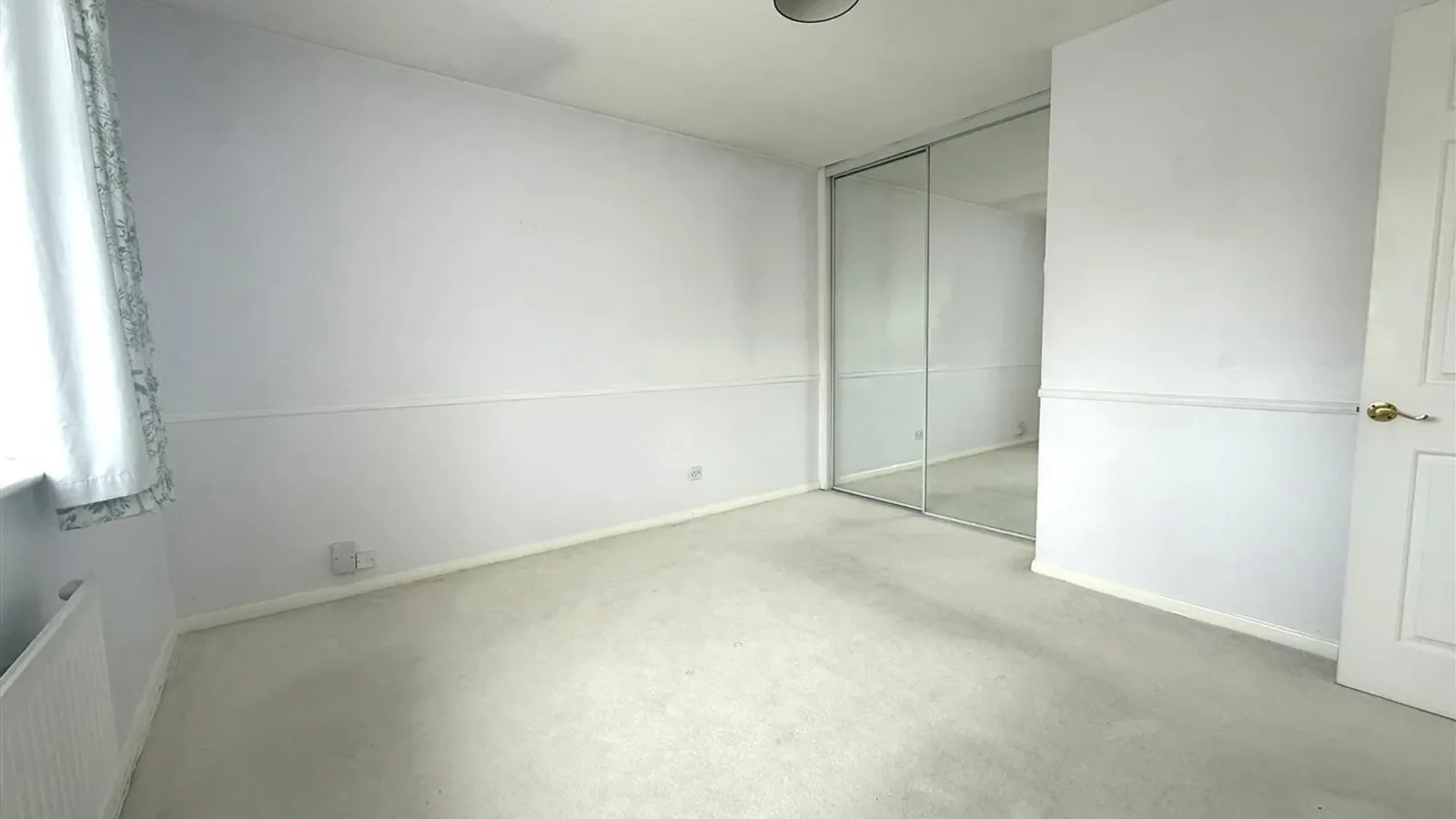 House Harcastle Close in Greater London