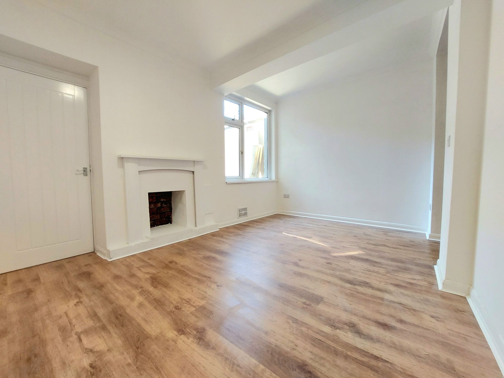 House Rockfield Terrace in Neath