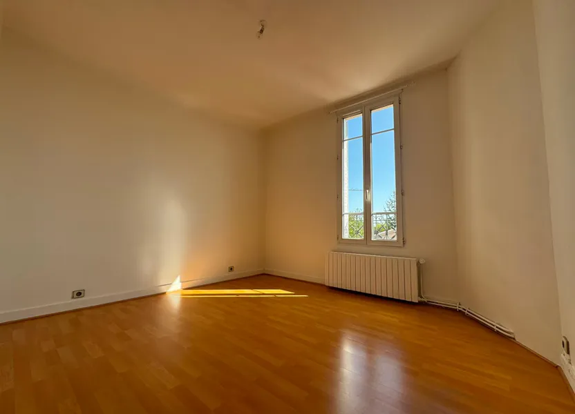 Flat Rue André Tessier in Fontenay-sous-Bois