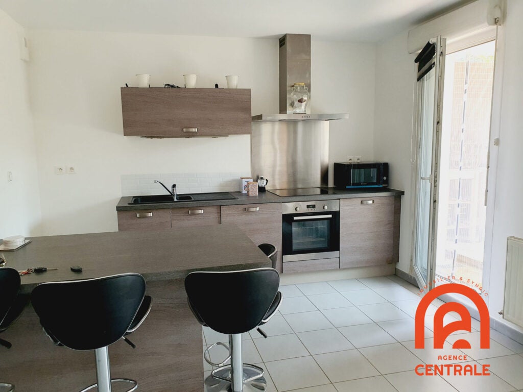 Flat Rue des Cavaliers in Bron