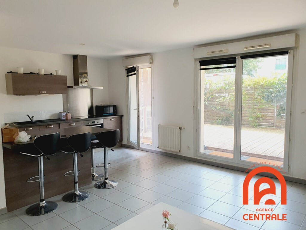 Flat Rue des Cavaliers in Bron