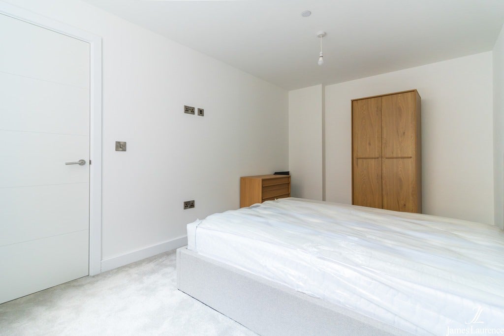 Flat Colmore Circus Queensway in Birmingham