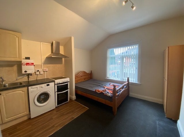 Flat Walsall Road in Birmingham