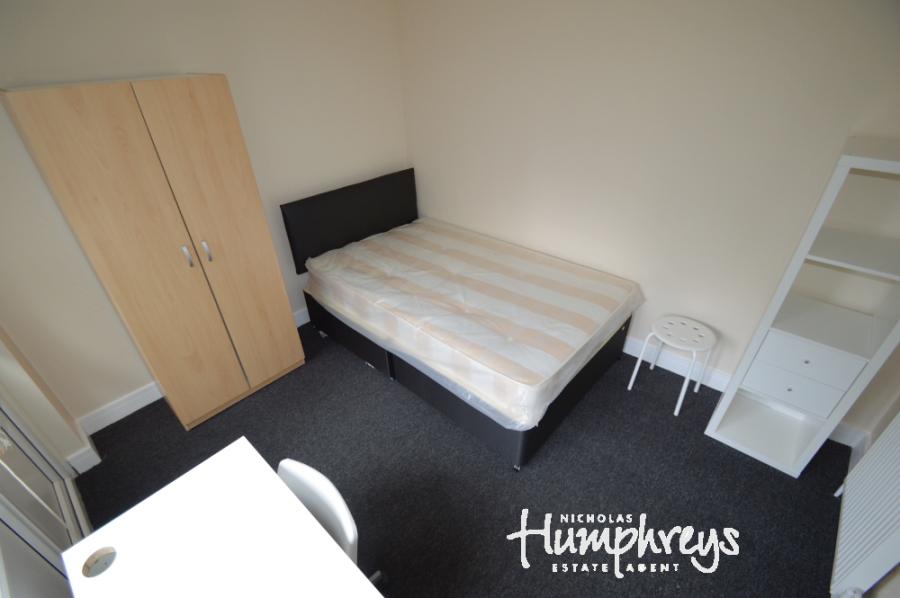 Room Willow Way in Welwyn Hatfield