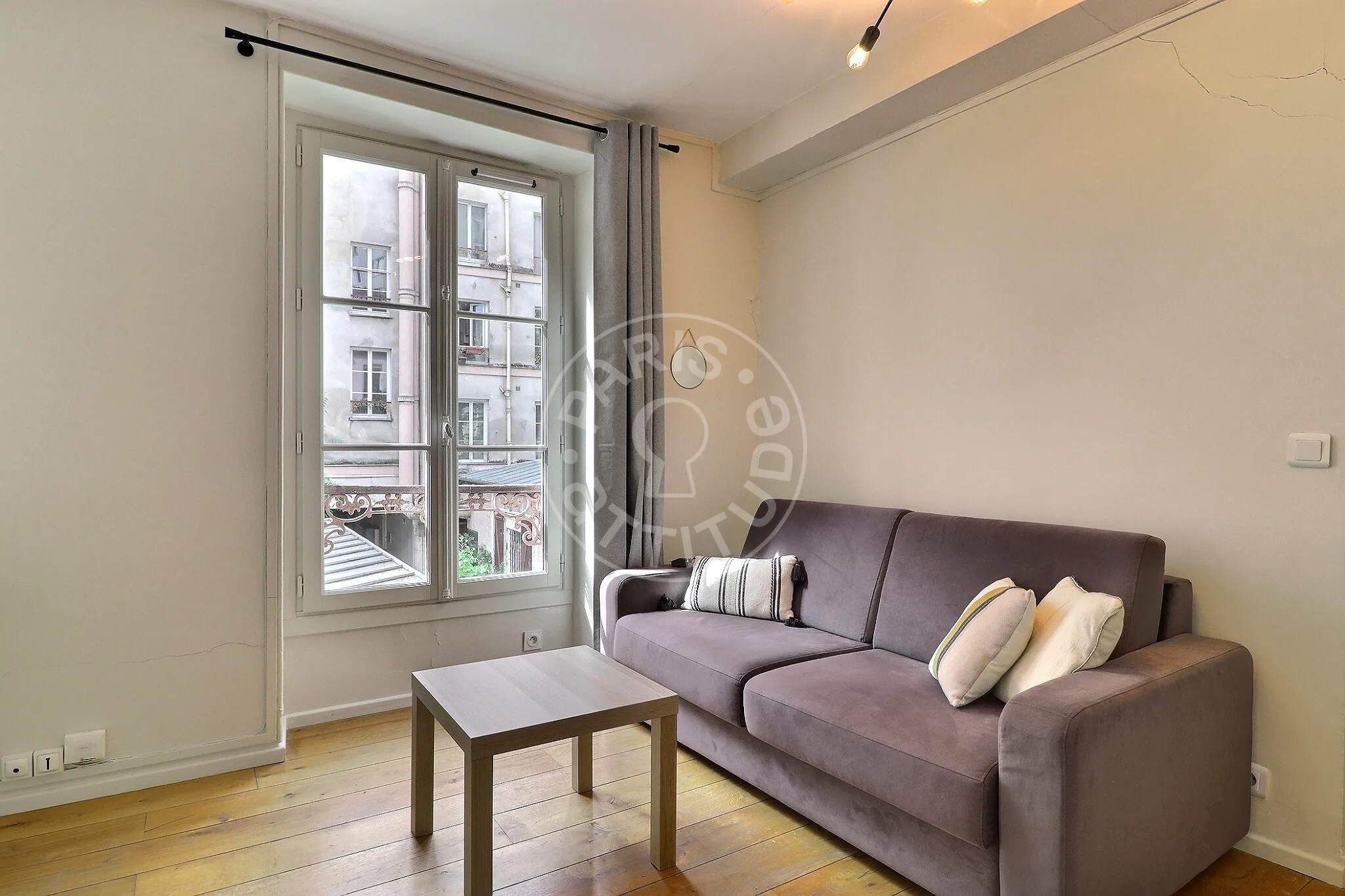 Flat Avenue Jean Jaurès in Paris