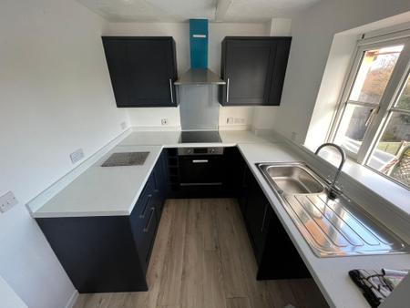 Flat Cherry Court in East Staffordshire