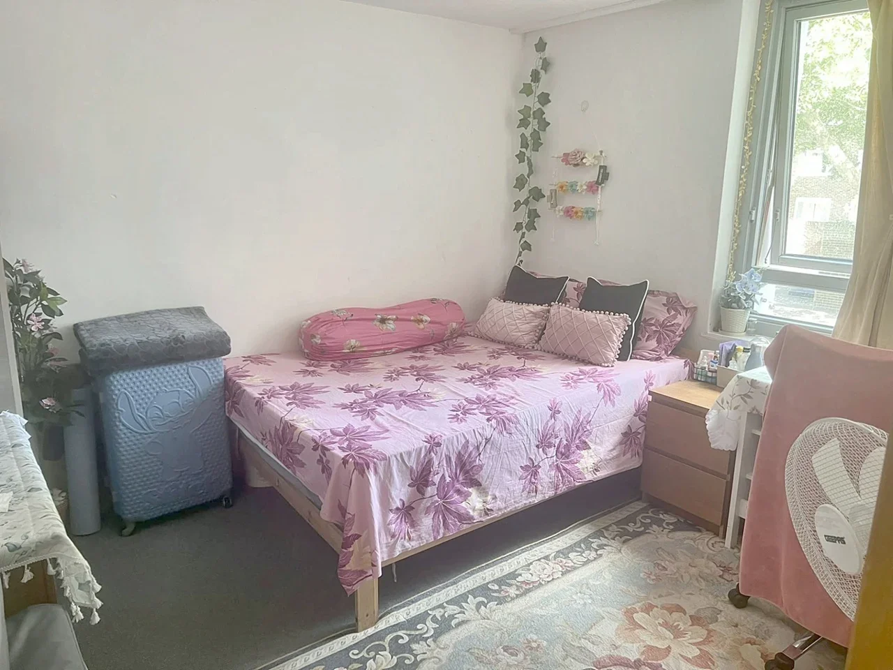 Room Pelly Road in Greater London