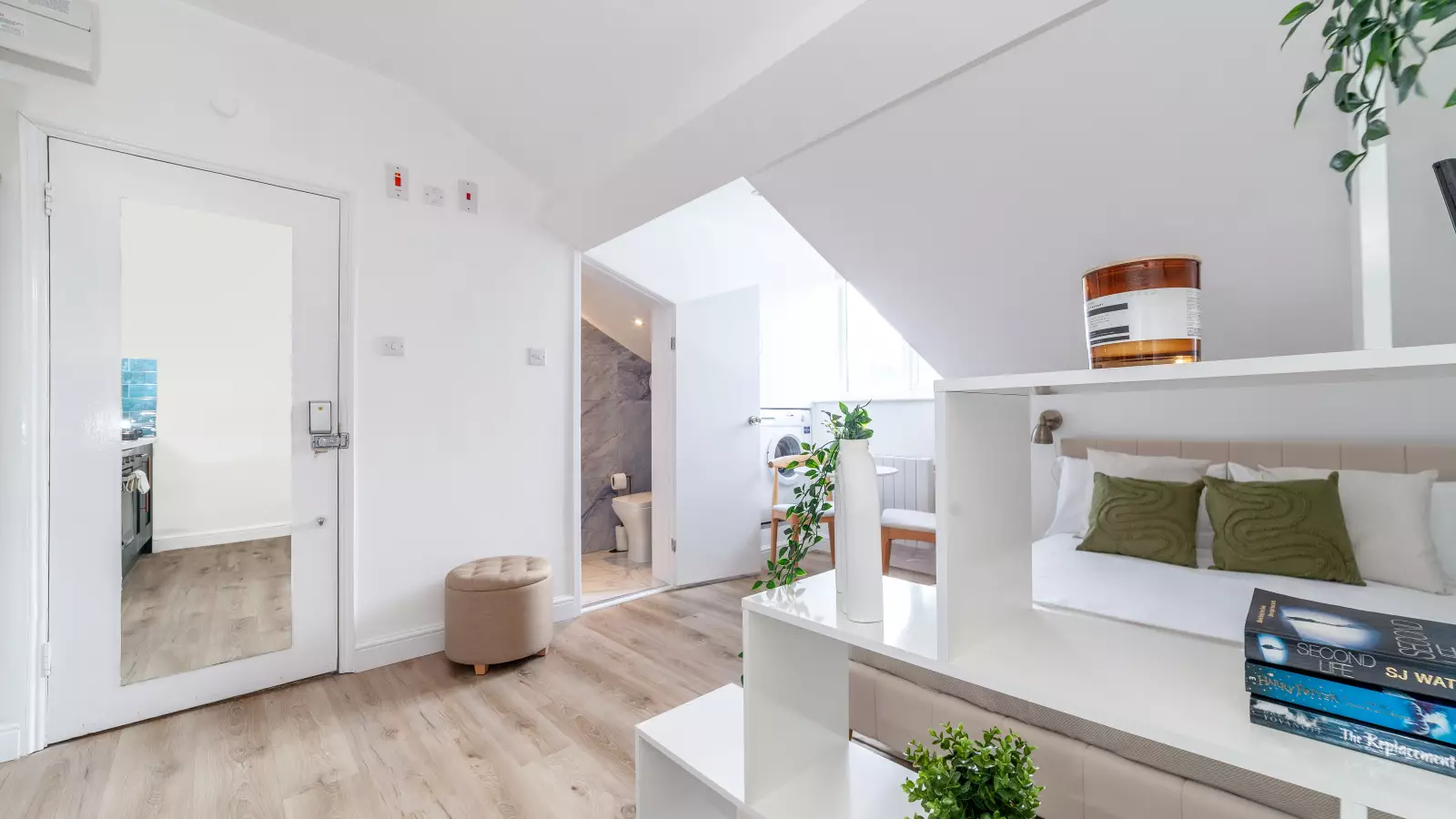 Flat Seven Sisters Road in Greater London