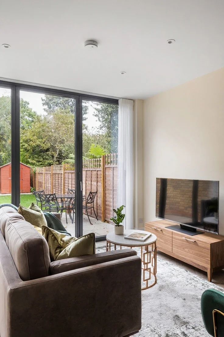 Flat Burlington Avenue in Greater London